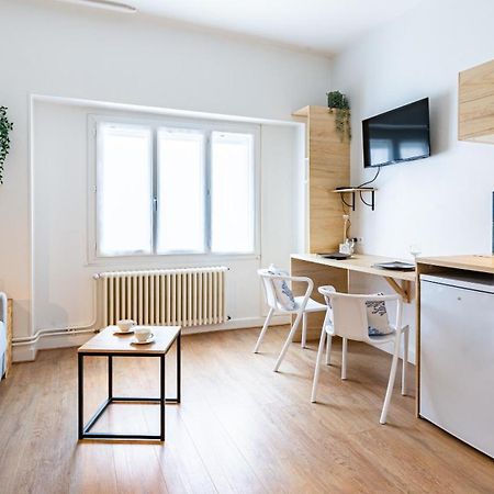 Apartamento Le Refuge / Pied-A-Terre Pragmatique Dijon Exterior foto